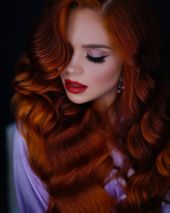 Рыжая девушка с красивыми волосами 2