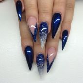 Синие длинные ногти 2